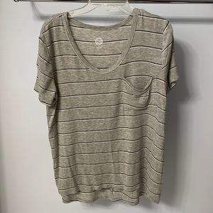 Short sleeve striped shirt with pocket